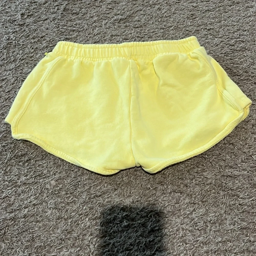 Zara 100% Cotton Yellow Shorts - Picture 3 of 3